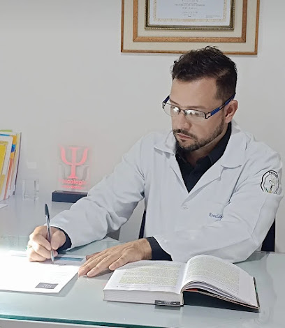 Foto de Dr. Romildo - Psicólogo TCC, Psicólogo (TCC) em São Paulo