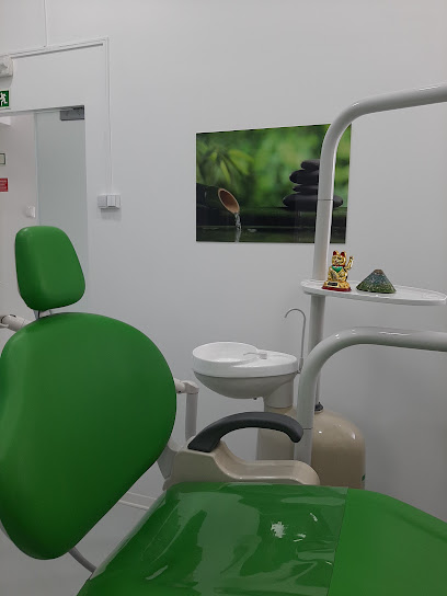 Foto de KR Medicina Dentária, Protesista em Sintra