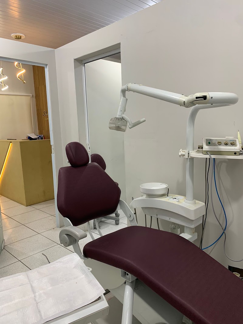Foto de Dra. Vanessa de Sá, Clínica de Odontologia Estética em São Pedro da Aldeia