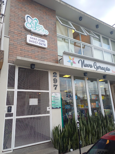 Foto de Drª Marina Oliveira, Dentista Clínico Geral em Caieiras