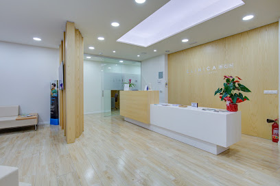 Foto de Clinica Dental de Terrassa, Clínica de Ortodontia em Barcelona