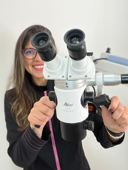Foto de Érica Barroso, Endodontista em Juiz de Fora