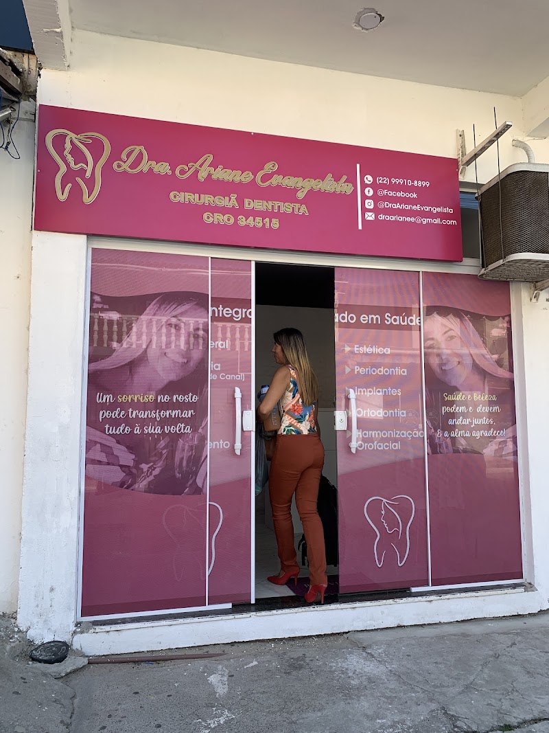 Foto de Clínica Odontológica Dra Ariane Evangelista, Clínica de Odontologia Estética em Cabo Frio