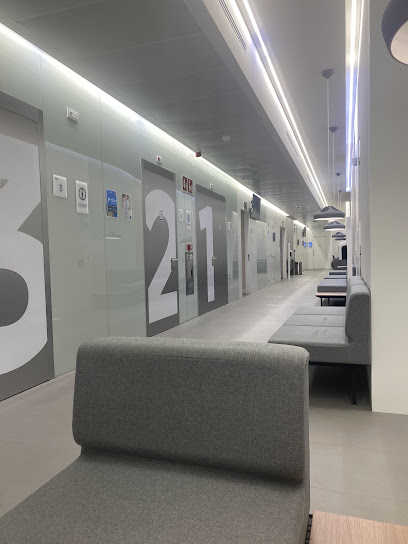 Foto de Centro Médico Sanitas Valdebebas, Clínica de Medicina de Emergência em Madrid