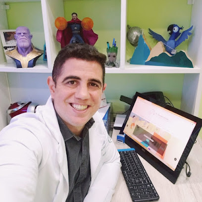 Foto de Dr. Douglas Caetano, Cirurgião Pediátrico em Rio de Janeiro