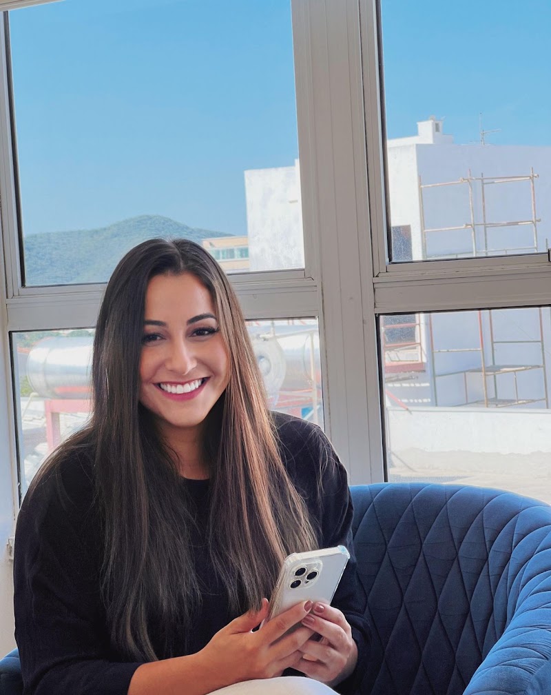Foto de Psicóloga Kathlen Oliveira, Clínica de Psicologia Clínica em Cabo Frio