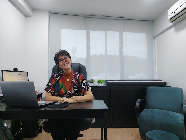 Foto de Solange Maia, Clínica de Psicologia Clínica em Niterói