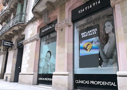 Foto de Propdental, Clínica de Cirurgia Bucomaxilofacial em Barcelona
