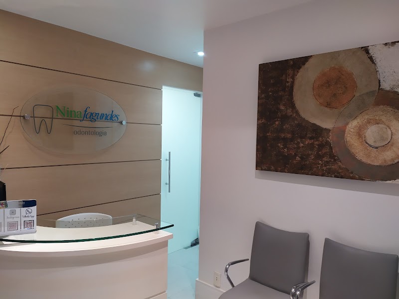 Foto de Nina Fagundes Odontologia, Clínica de Odontologia Estética em Cabo Frio