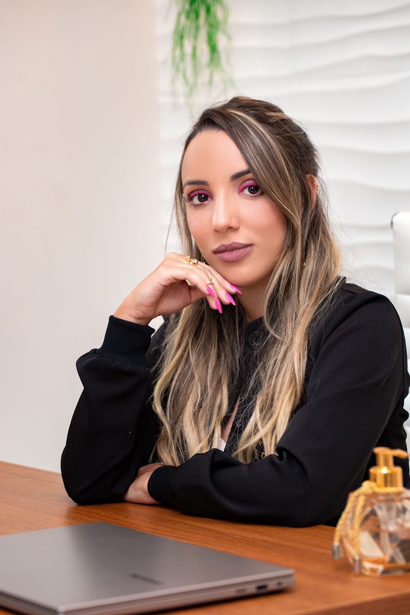 Foto de Dra. Karolline Maia, Especialista em Harmonização Orofacial em Cabo Frio