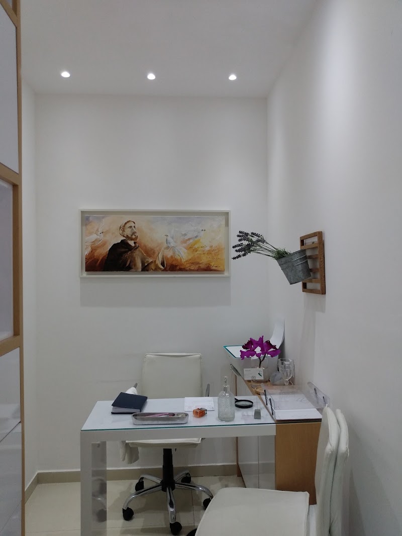 Foto de Consultório Odontológico Dra Andrea Costa Pereira, Clínica de Implantodontia em Cabo Frio