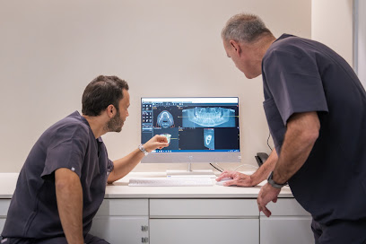Foto de Clínica Dental DEN Barcelona, Clínica de Cirurgia Bucomaxilofacial em Barcelona
