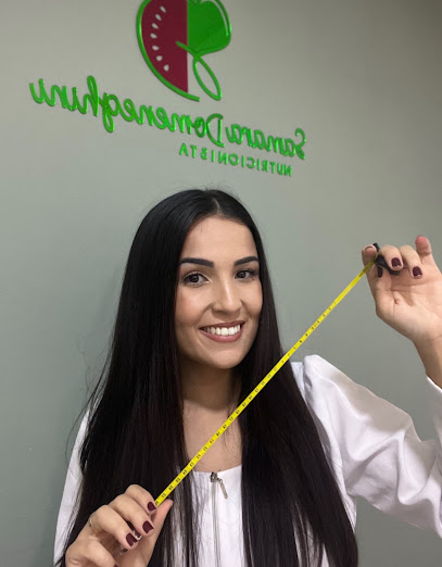 Foto de Samara Domeneghini, Nutricionista em Araruama