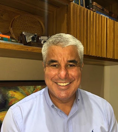 Foto de Dr Flávio Lombardi, Ortodontista em Juiz de Fora