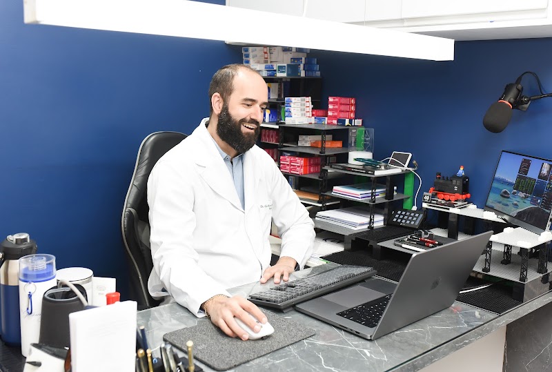 Foto de Dr. Guilherme Jardim, Clínico Geral em Cabo Frio