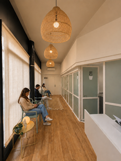 Foto de AE clínica dental en Gràcia, Clínica de Ortodontia em Barcelona