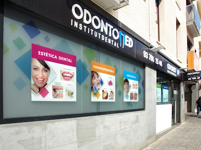 Foto de ODONTOMED Institut Dental, Clínica de Ortodontia em Barcelona