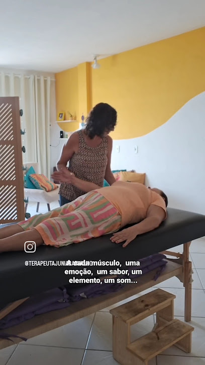 Foto de Junia Carvalho, Psicóloga (TCC) em Araruama