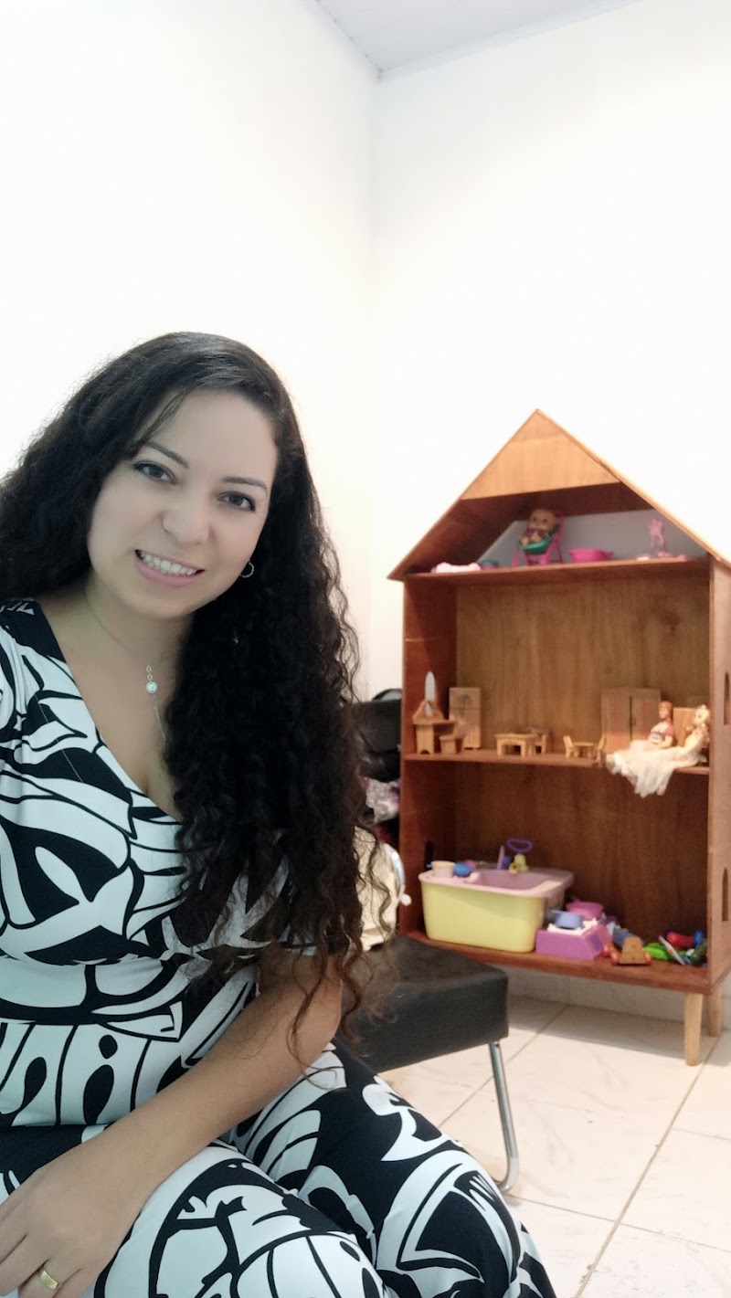 Foto de Psicóloga Cognitiva Comportamental Geanne Costa, Clínica de Terapia Cognitivo-Comportamental em São Pedro da Aldeia