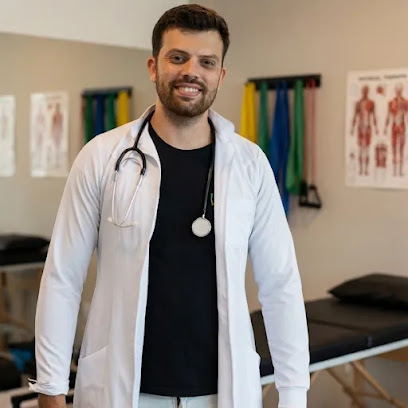 Foto de Dr. Tiago Frias, Fisioterapeuta em São Pedro da Aldeia