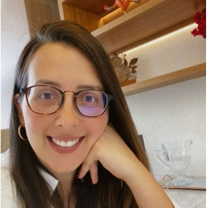 Foto de Dra Rafaella Fernandes, Obstetra em Niterói