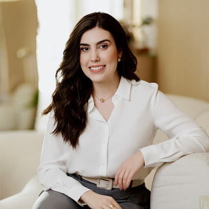 Foto de Dra. Alice Cortes, Dermatologista em São Paulo