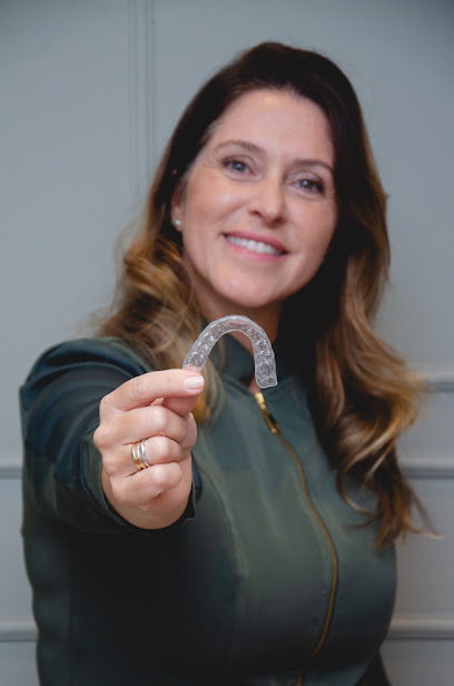 Foto de Dra. Cristiane Brown, Ortodontista em Rio de Janeiro