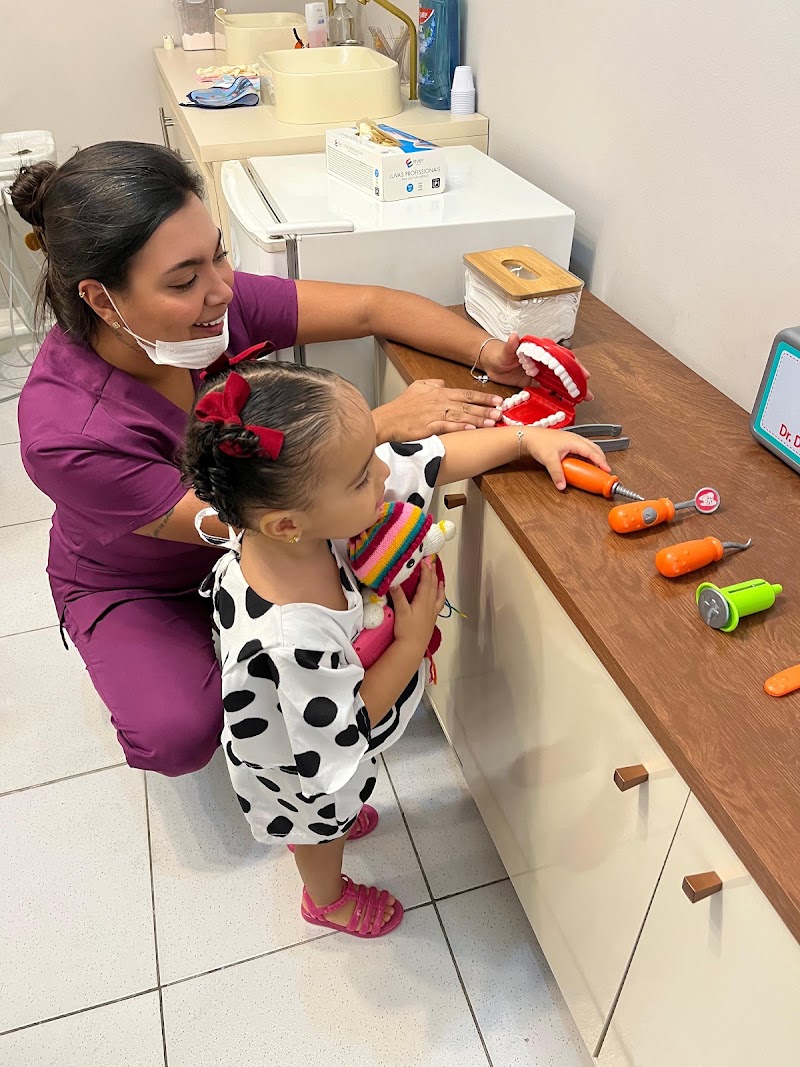 Foto de Dra Mariana de Medeiros, Dentista Esteta em Cabo Frio